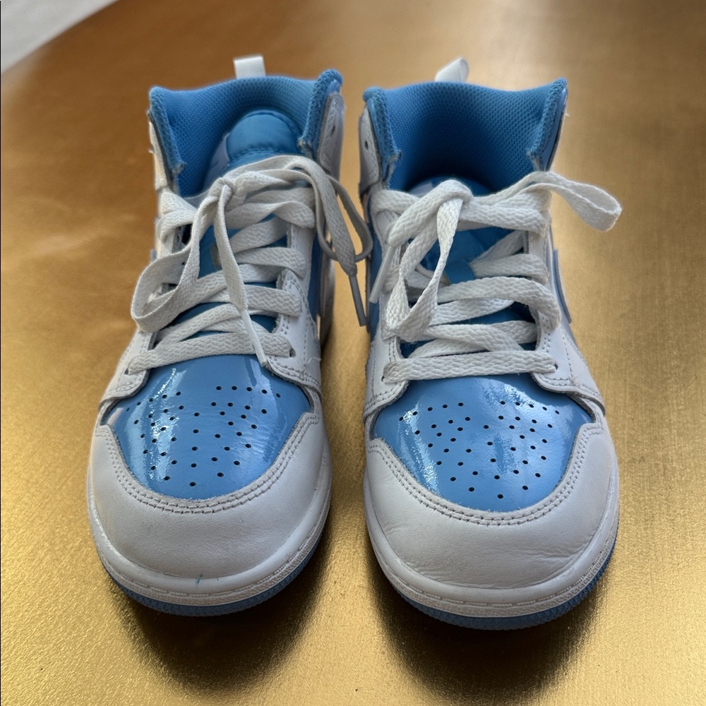 Jordan Kids Sky Blue and White Sneakers